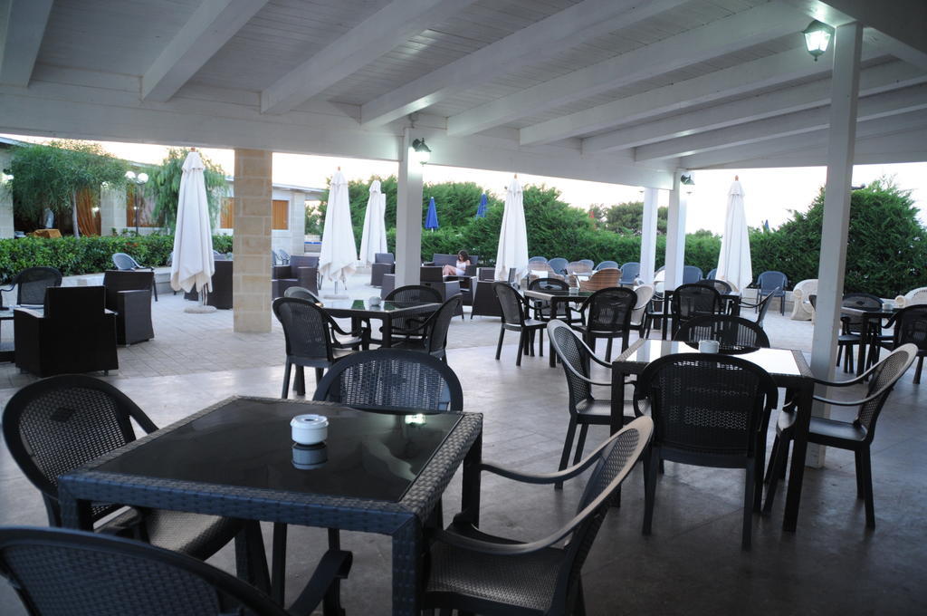 Torre Guaceto Resort Carovigno Eksteriør billede