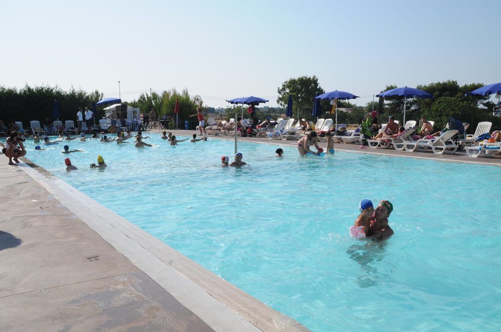 Torre Guaceto Resort Carovigno Eksteriør billede