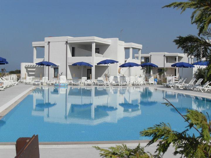 Torre Guaceto Resort Carovigno Eksteriør billede